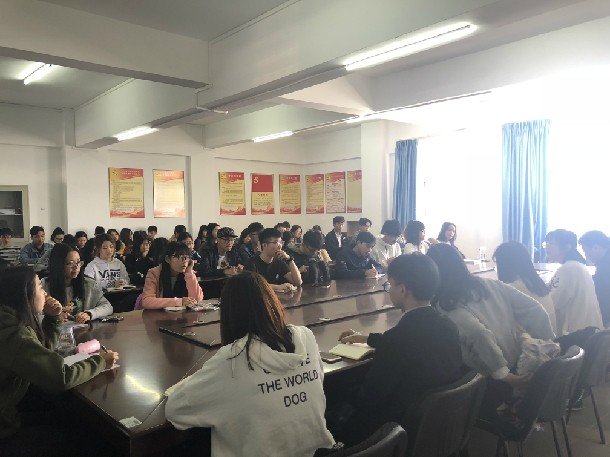 1524556155338143.jpg 活动现场_副本(管理).jpg